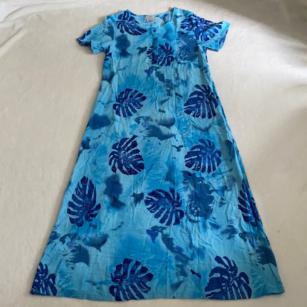 {VTG} Desert Shores | Tropical Palm Tree Leaf Print Short Sleeve Midi Dress Blue